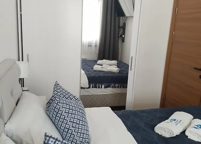 Four Seasons * 즐라티보